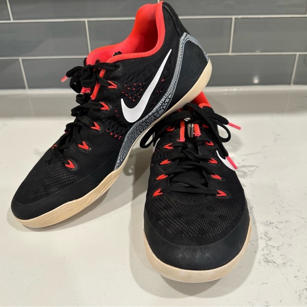 Kobe 9